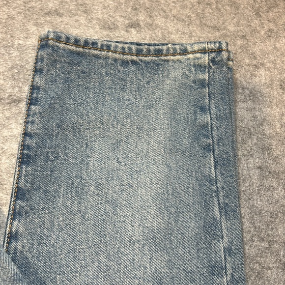 NWT's Levis's 501's, Size 30. - Picture 3 of 16